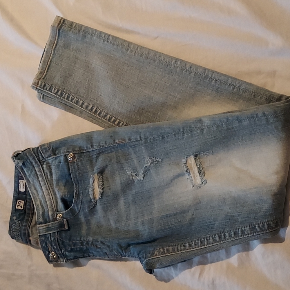 Miss me signature skinny jeans